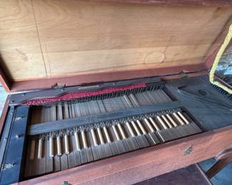 Clavichord photo 2 of 2