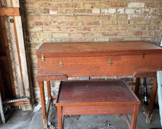 Clavichord photo 1 of 2