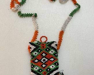 Beaded pendant necklace