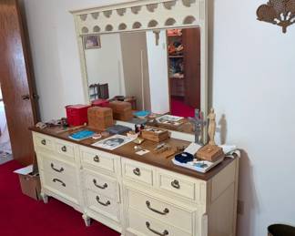 Vintage French Provincial Bedroom Set 3 Pcs