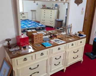 Vintage French Provincial Bedroom Set 3 Pcs