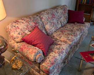 Floral Flexsteel sofa couch L 86in x W 36in