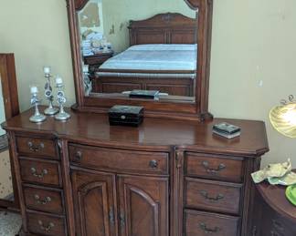 Jaclyn Smith dresser