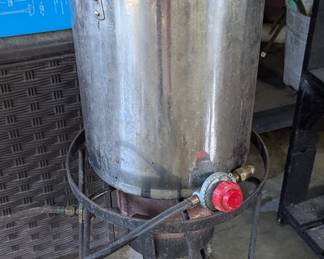 Fish/turkey fryer