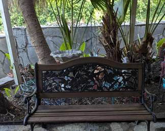 Very heavy out door seatee 