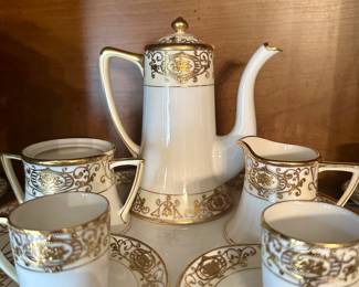 Chocolate set in gold relief - about 1920