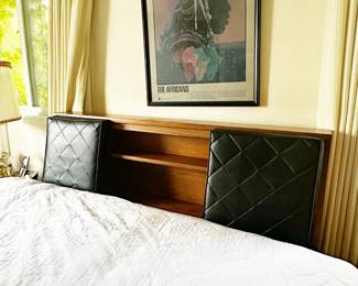 United Furniture Corporation Bed