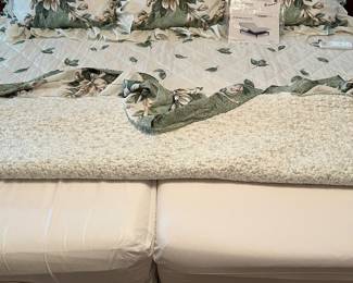 King size adjustable bed 