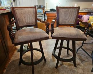 $200 Pickup Priceville  Set of Swivel armed chair bar stools Sees pictures for condition. Only one noticeable ding  23" Wide from outer arm to outer arm Seat  19" D x 18 1/2" W Seat to Floor 29" H Total Height 48" H from floor to top of back Seat to top of back 17" H