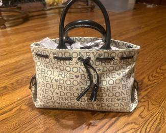 Vintage Dooney & Bourke Signature Tulip Tassel Purse