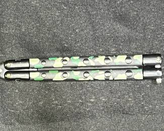 Italian Rostfrei Camouflage Butterfly Knife