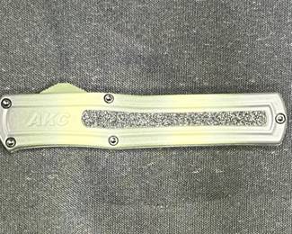 AKC F-20 D/A Spear Point OTF Automatic Knife Camo