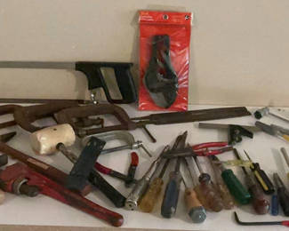 Lot 65: Hand Tool Variety