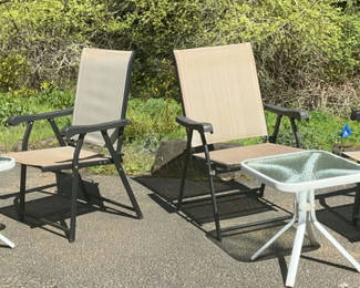 Lot 62: Lightweight Outdoor Furniture