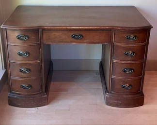 Lot 57: Vintage Desk