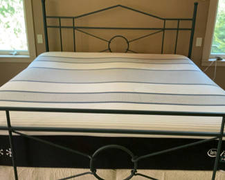 Lot 8: King Size Bed, Metal Frame, Serta Mattress