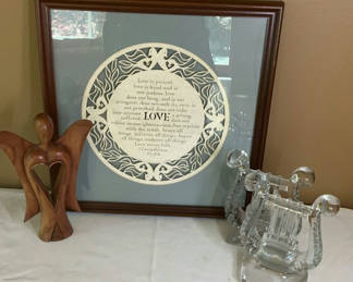 Lot 27: Framed famous Bible Phrase about Love, wooden angel, glass vintage bookends