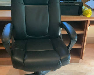 Lot 95: Office Chair, Printer