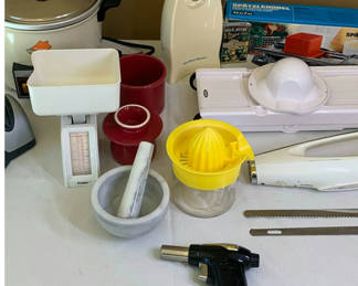 Lot 47: Small Kitchen Appliances