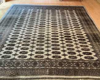 Lot 2: Large Grey ‘Persian’ Style Rug