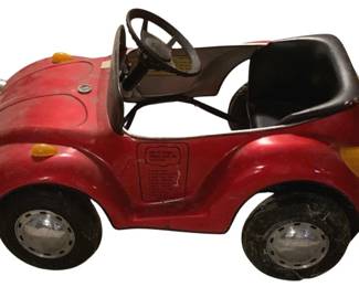 432 - Volkswagon Bettle Electric Car - 16 x 29 x 18