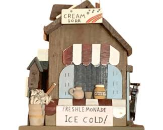 178 - Wood Birdhouse - 8 x 7 x 6