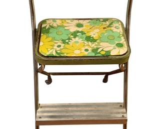 74 - Metal Step Ladder - 16 x 30 x 14