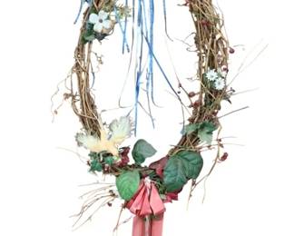 89 - Wreath - 25" Round