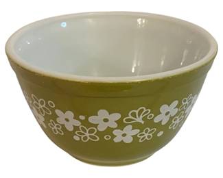 150 - Pyrex Bowl - 5 3/4 Round