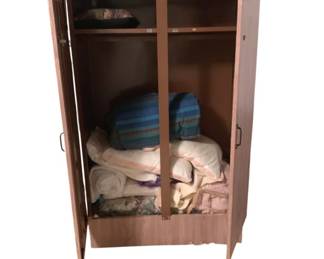 415 - Lot of Assorted Linens