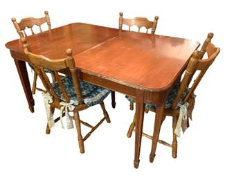 176 - 5pc Vintage Wooden Dining Room Set (Description): Table - 40 x 58 x 30 Chairs - 19 x 36 x 18