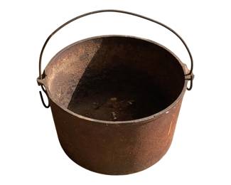 527 - Cast Iron Bucket - 6 x 9.5