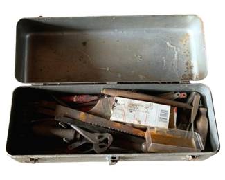 523 - Metal Toolbox w/ Contents - 19 x 8 x 8