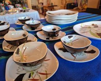 Red Wing lotus pattern hand-painted