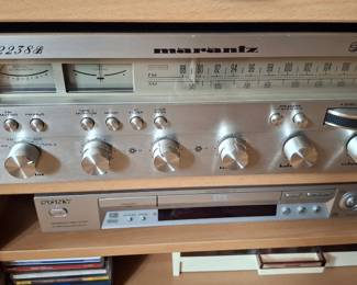 Marantz Analog Receiver Model 2238B