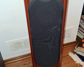 B & W Tower Speakers CDM 7NT