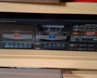 Sharp Cassette Deck  RT-W500
