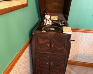 Antique Victrola
