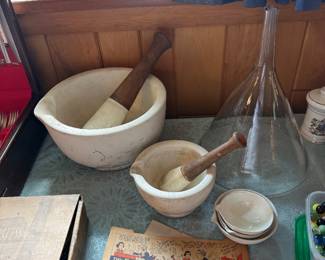Super heavy large mortar and pestle 
