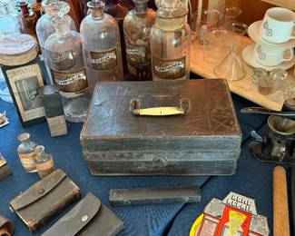 Early Dr.’s Apothecary Case
