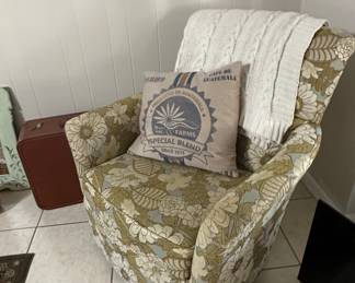 Vintage Floral Swivel Armchair
