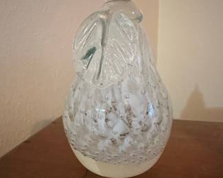 Murano Glass Pear Sculpture with Controlled Bubbles and White Swirls
