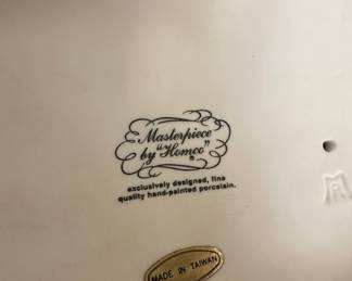 Homco "Masterpiece" Porcelain Doe and Fawn Figurine