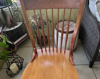 Ethan Allen Windsor Style Spindle Back Dining Chair