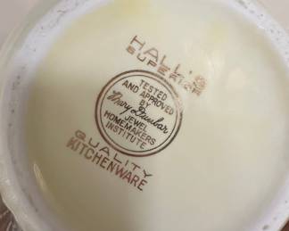 Hall's Superior Quality Kitchenware "Autumn Leaf" Jewel Tea Pitcher and Bowls Set