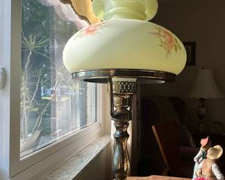 Fenton Burmese Hand-Painted Rose Lamp