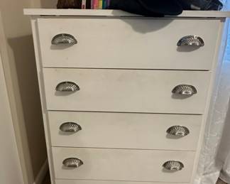 White 5-Drawer Chest with Fan Pulls