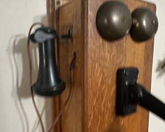 Antique Kellogg Oak Wall Crank Telephone