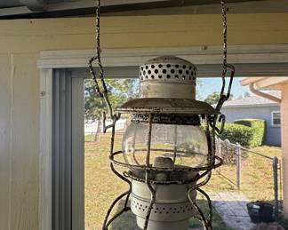 Vintage Dietz "Little Wizard" Railroad Lantern