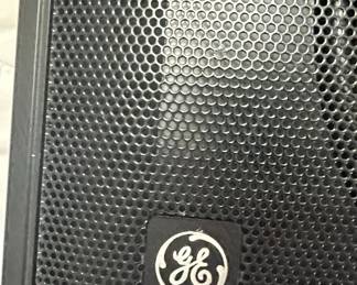 GE Superadio III AM/FM Long Range Hi Performance Radio